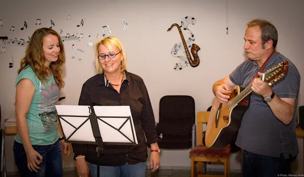 Train Your Voice - Richard Martin Haus - 2015