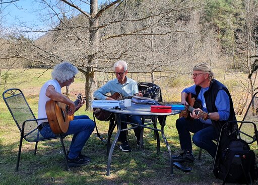 Workshop Akustikgitarre - Songs kreativ begleiten 2025